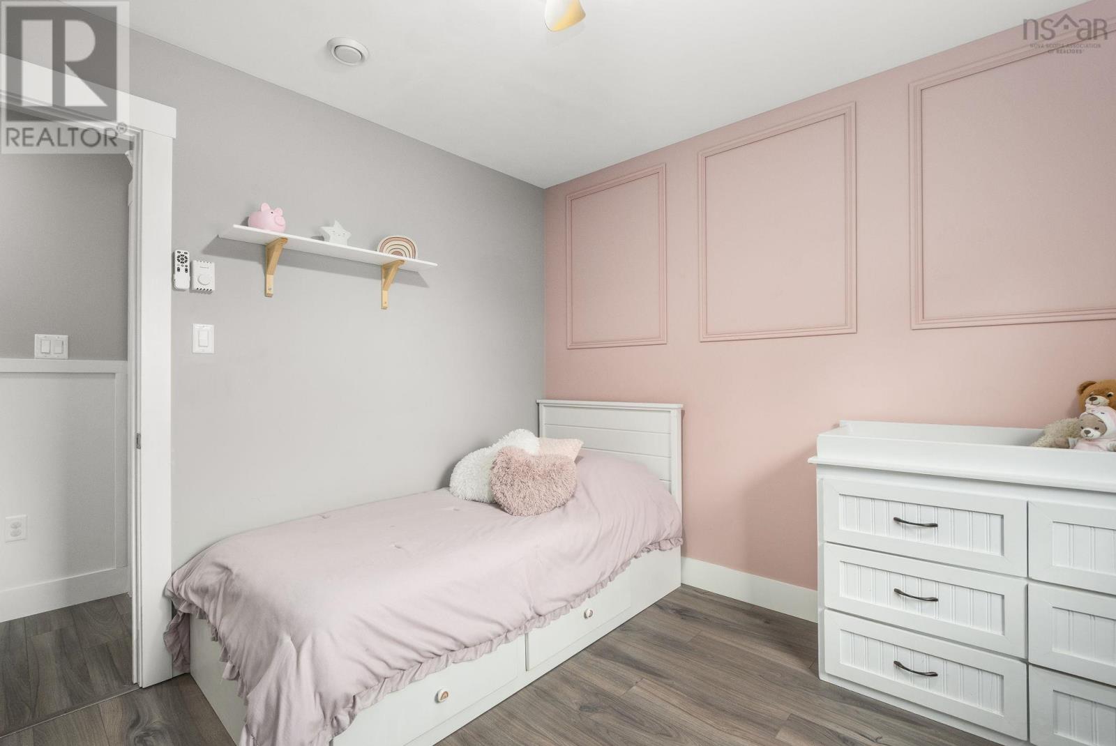 Property 34 of 50 of 721 Midnight Run