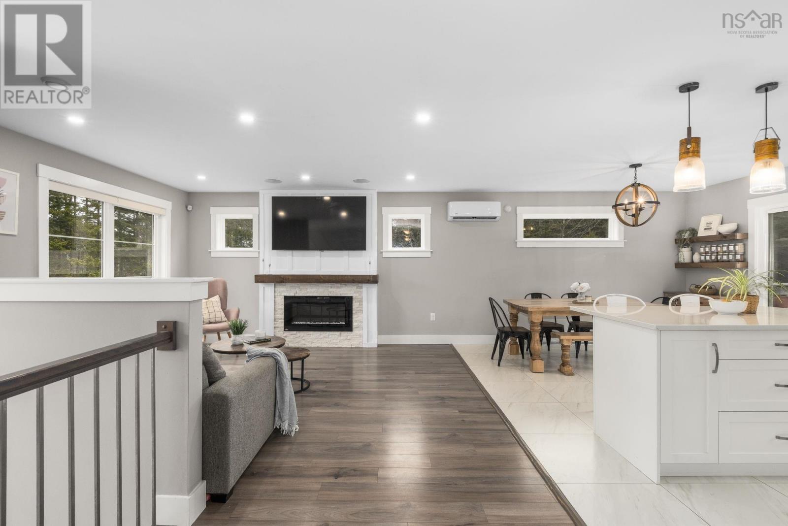 Property 45 of 50 of 721 Midnight Run