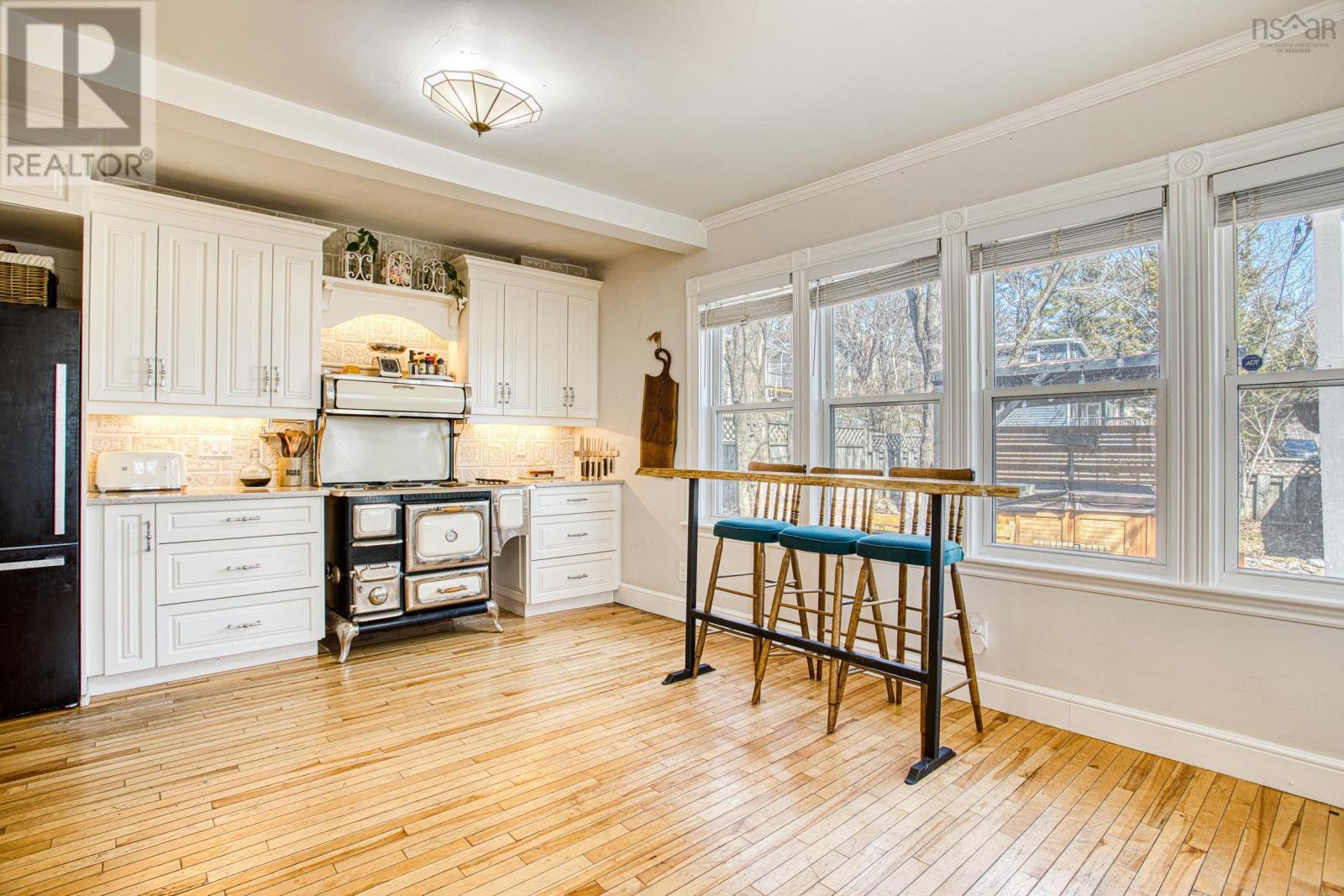 Property 24 of 39 of 53 Rutledge Street