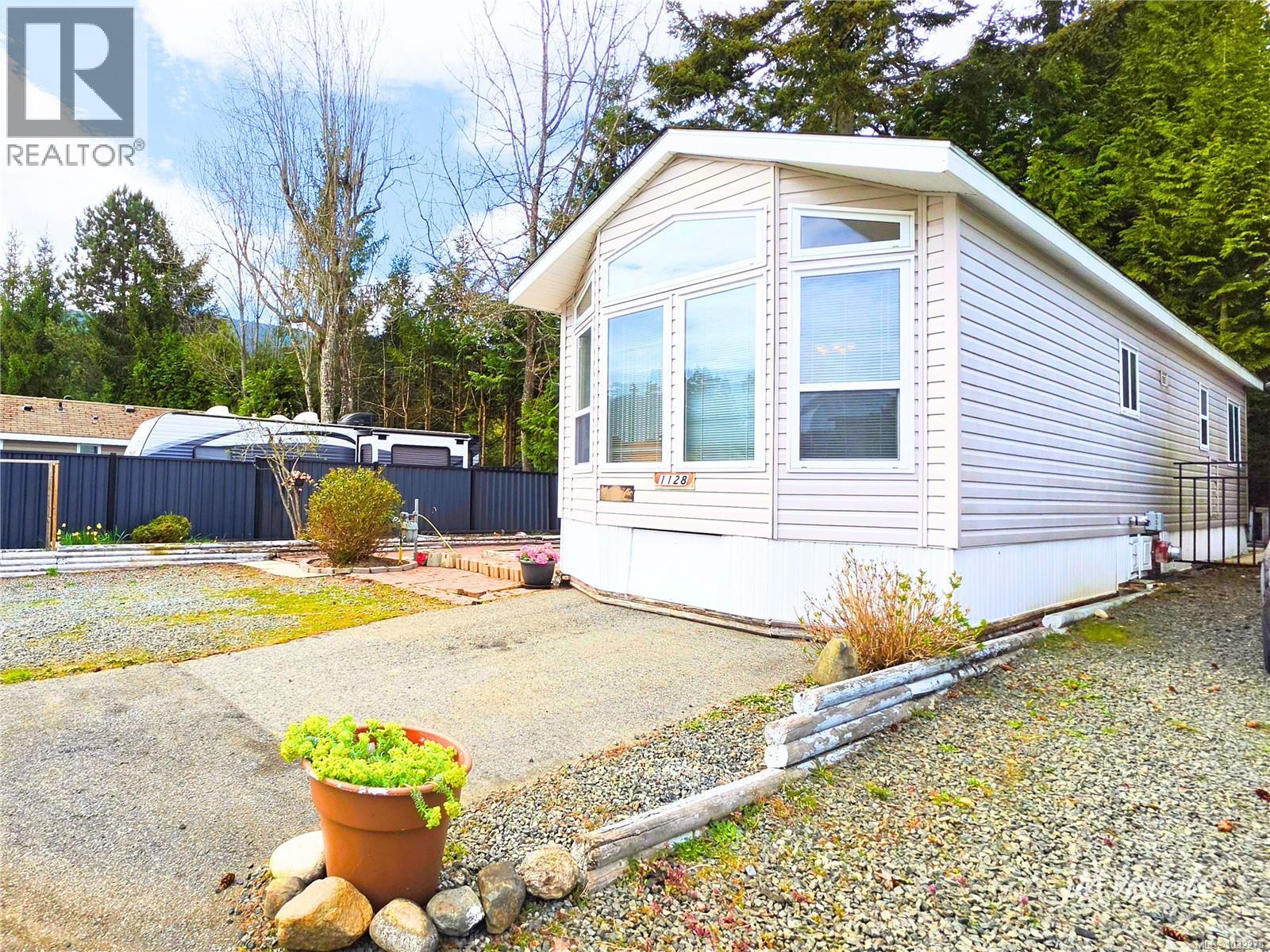 1128 WOSS LAKE DR - 14