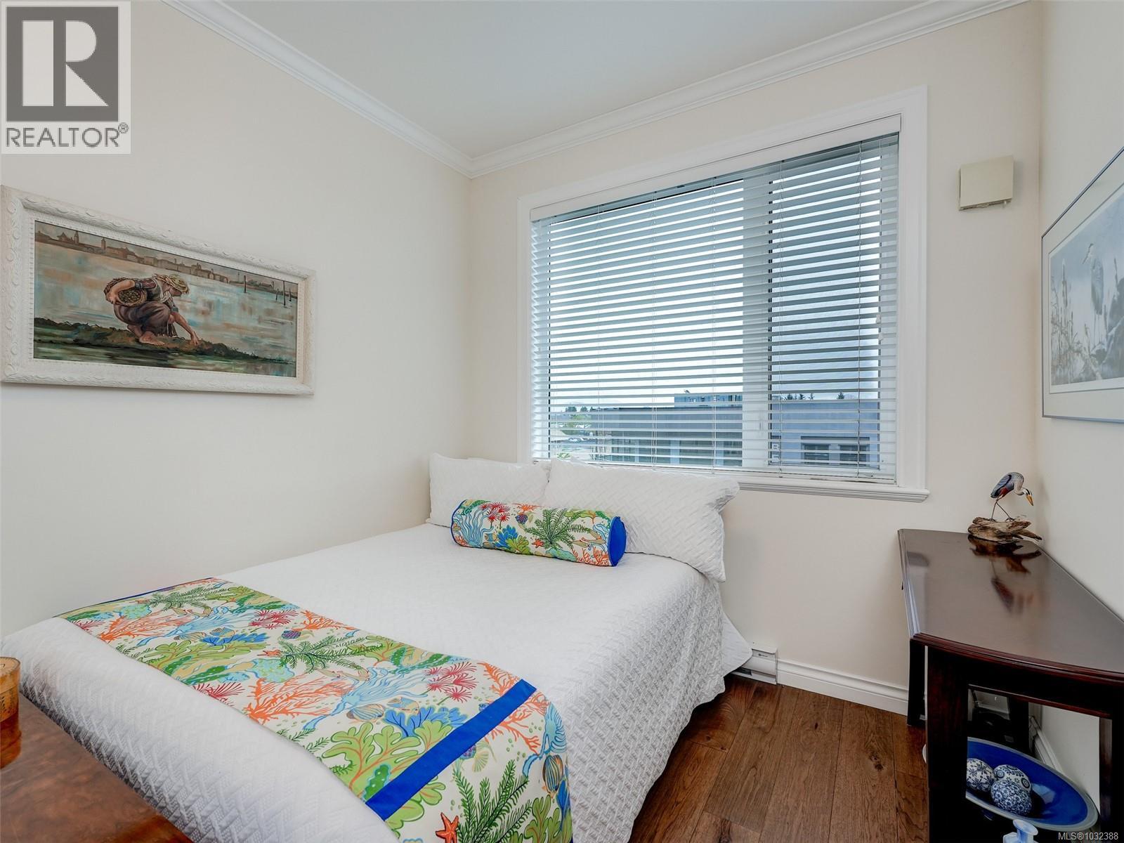 #401 2409 BEVAN AVE - 13