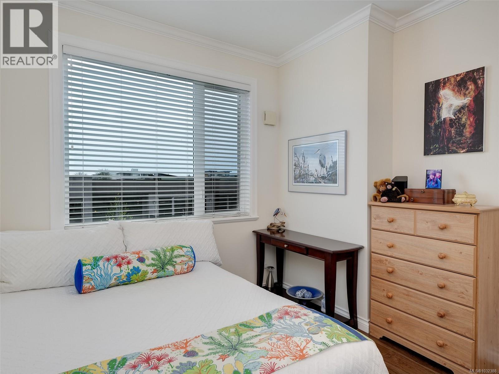 #401 2409 BEVAN AVE - 15