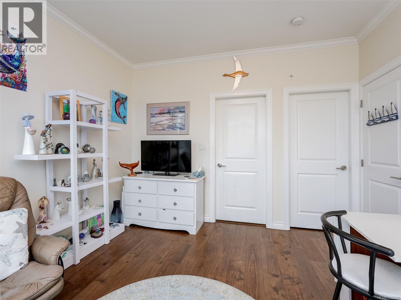 #401 2409 BEVAN AVE - 18