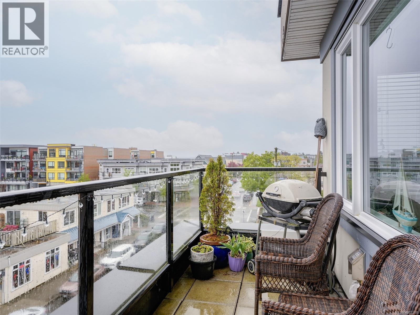 #401 2409 BEVAN AVE - 25