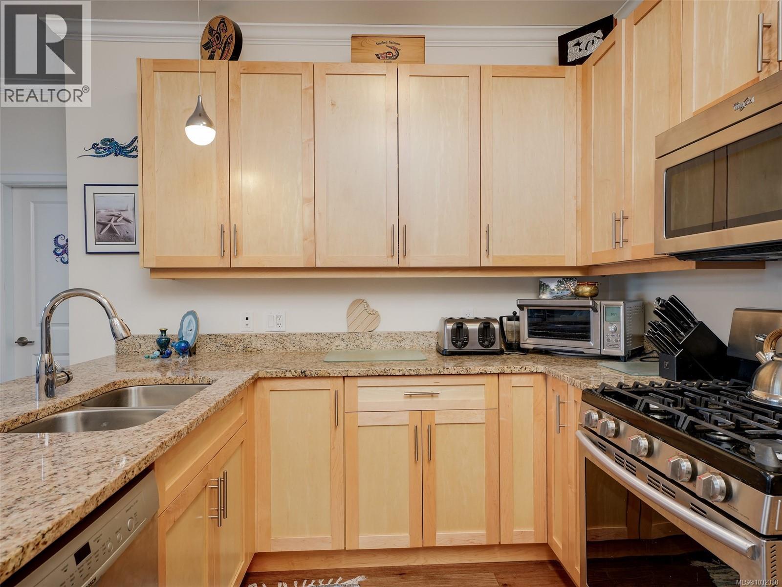 #401 2409 BEVAN AVE - 9