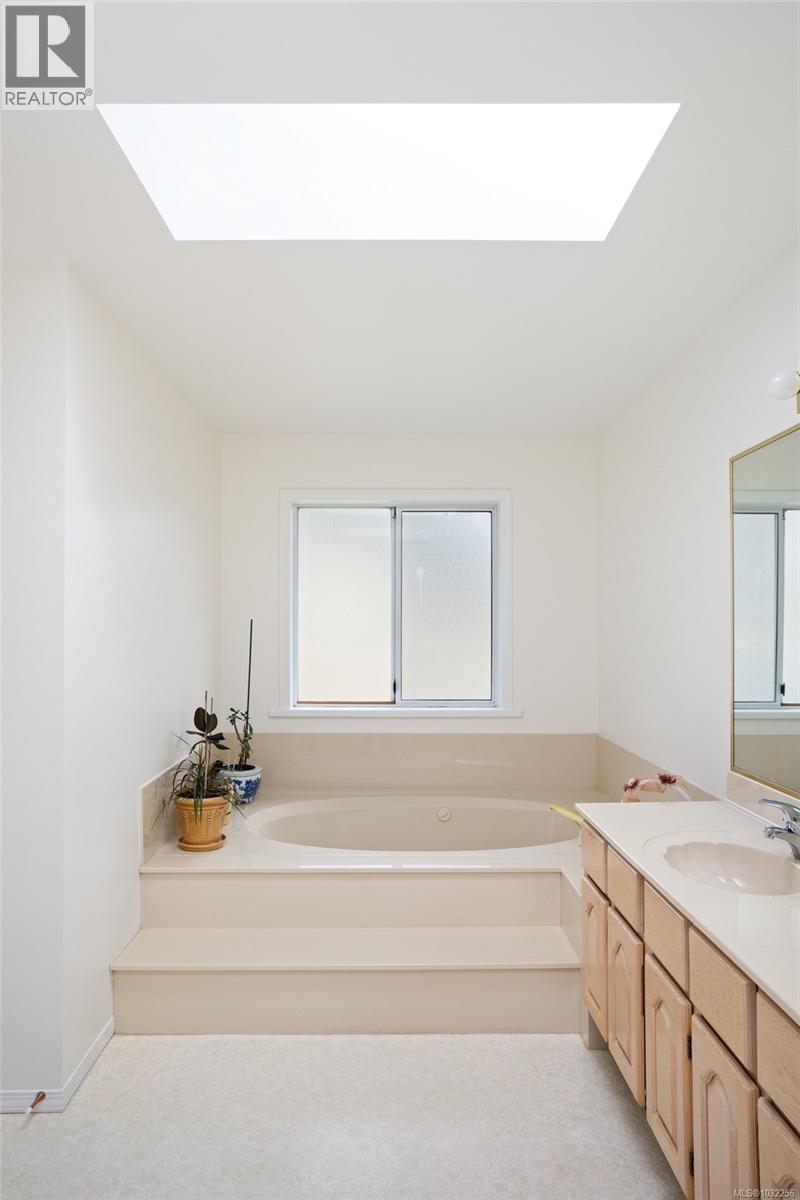 4617 CLIFFWOOD PL - 30