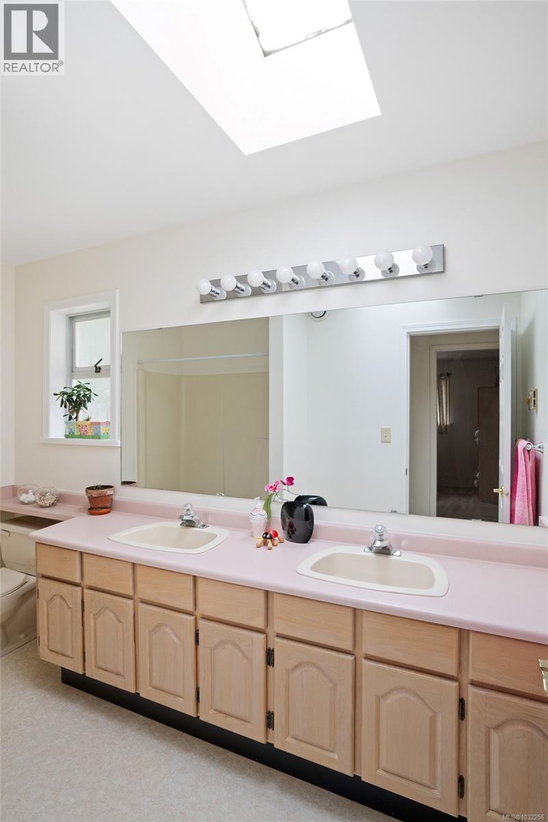 4617 CLIFFWOOD PL - 34