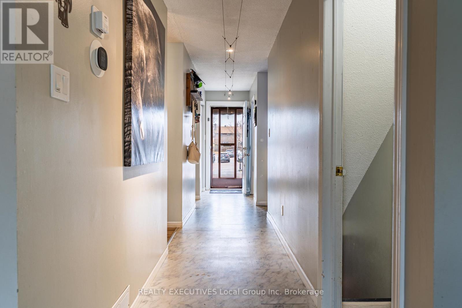 #36 398 WICKSTEAD AVENUE - 11