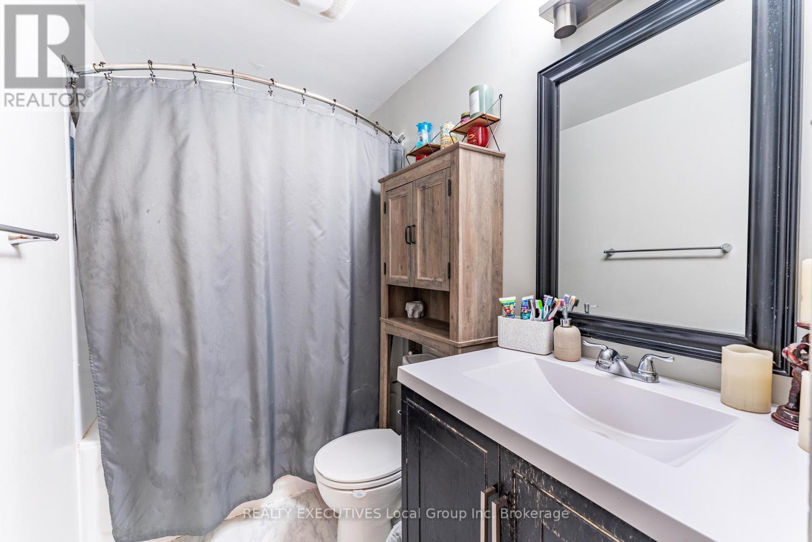 #36 398 WICKSTEAD AVENUE - 19