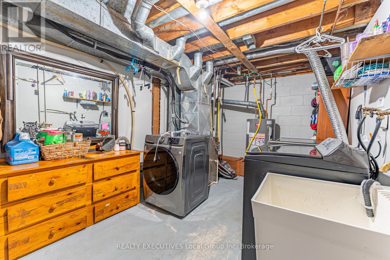 #36 398 WICKSTEAD AVENUE - 29
