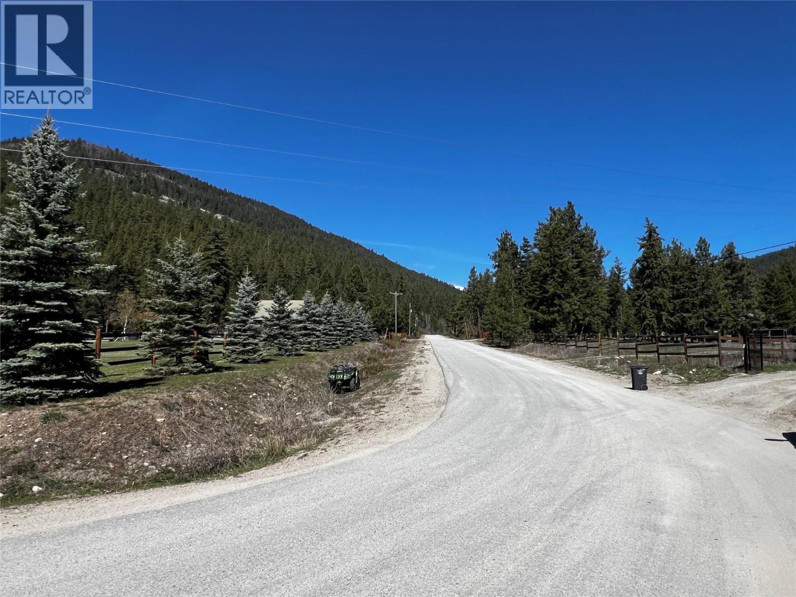 4359 Maxwell Road, Peachland