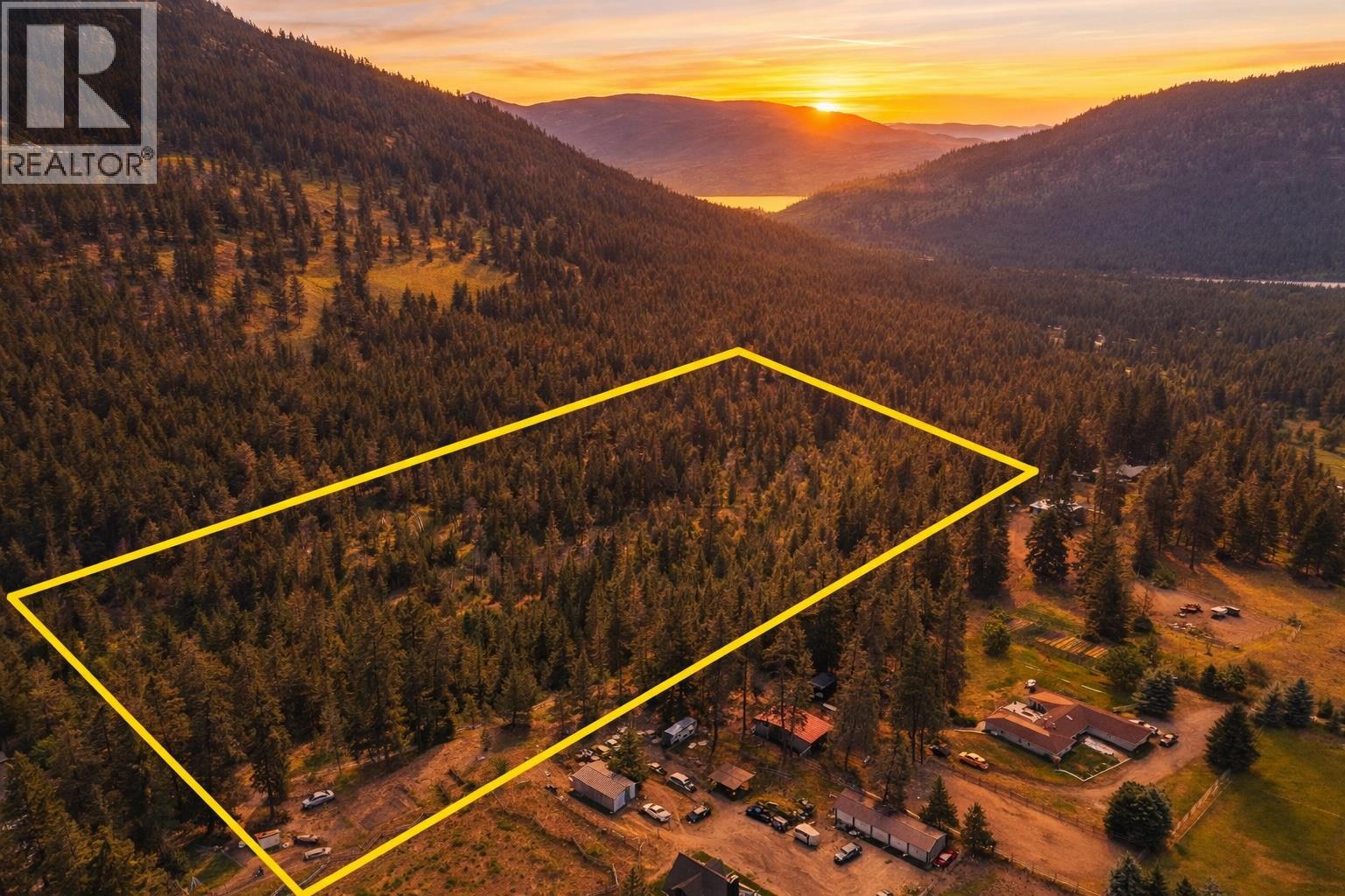4359 Maxwell Road, Peachland