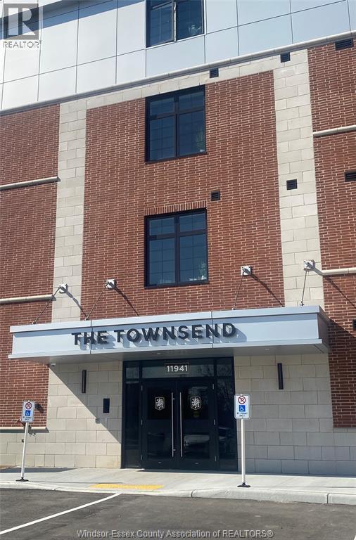 11941 TECUMSEH ROAD East Unit# 306