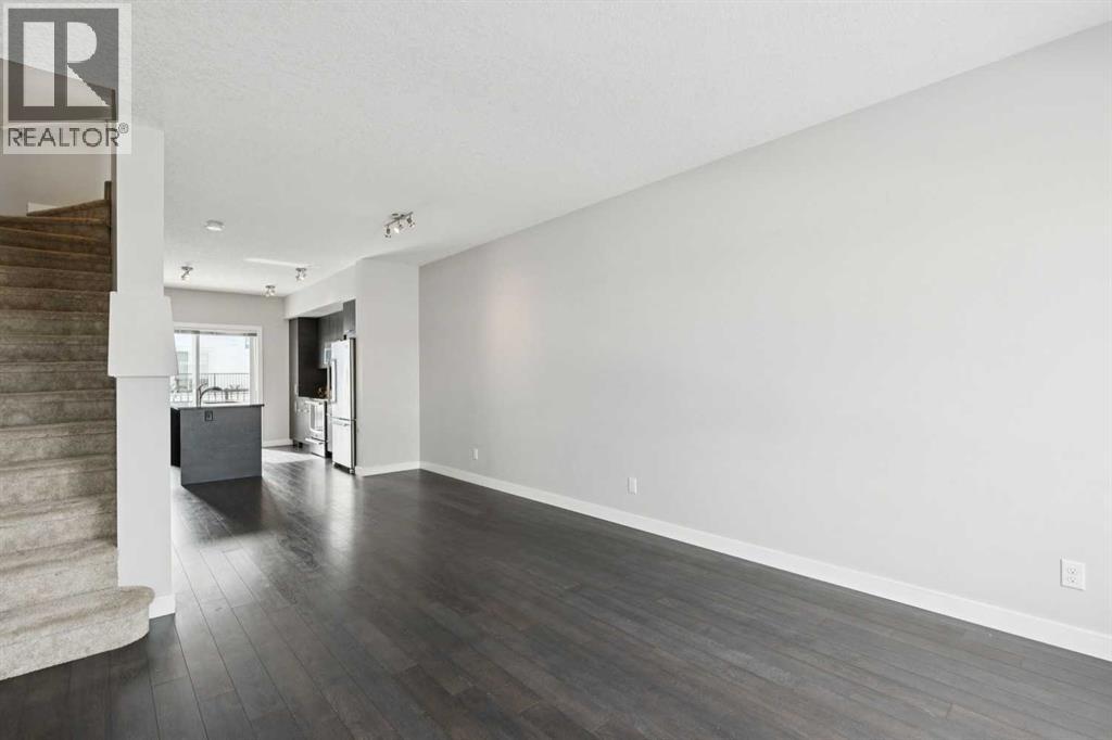 2506 Jumping Pound Common, Cochrane