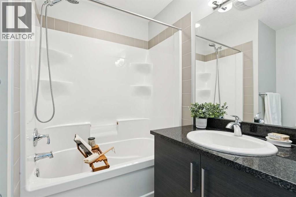 2506 Jumping Pound Common, Cochrane