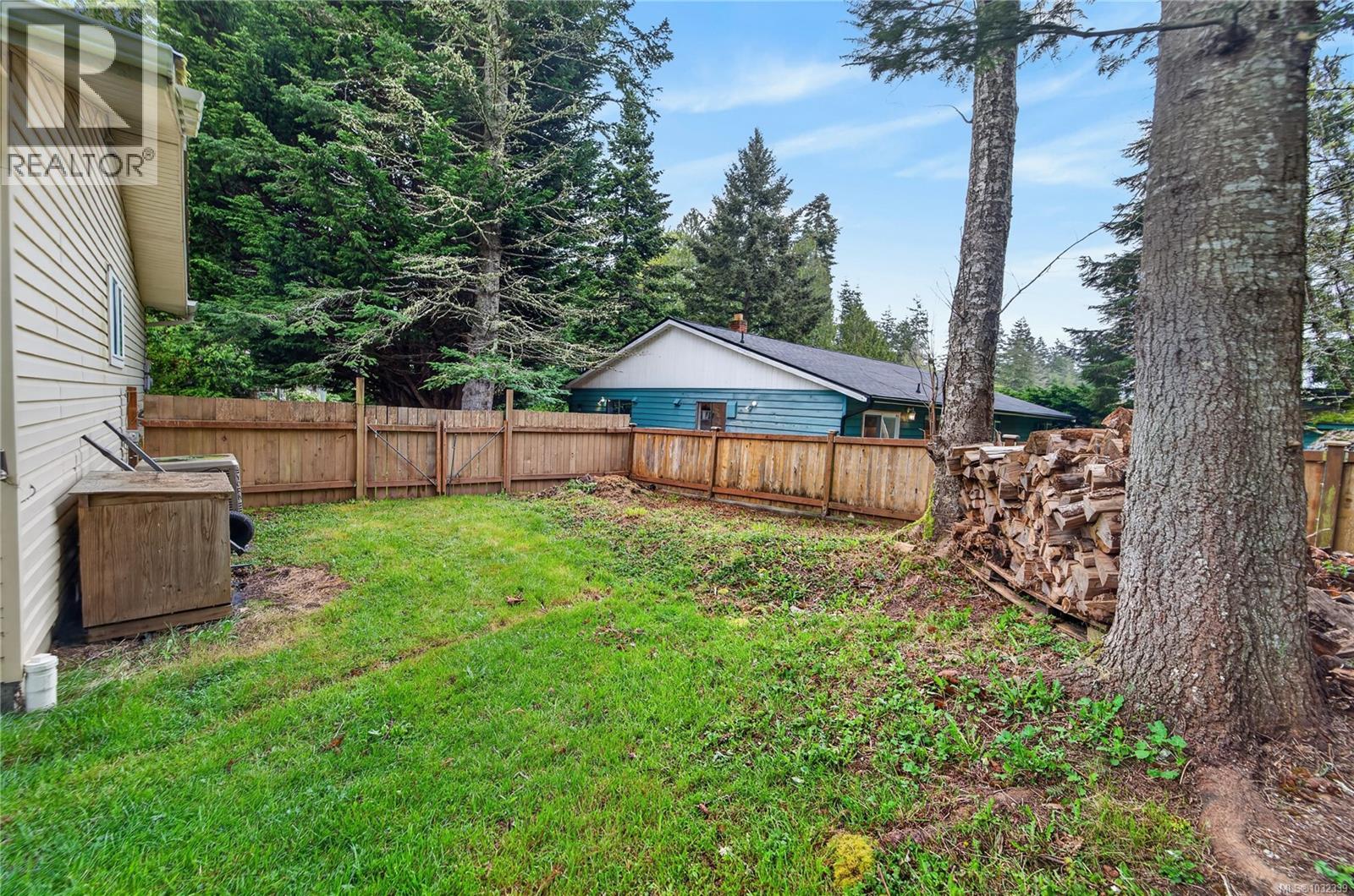 6741 HELGESEN RD - 26