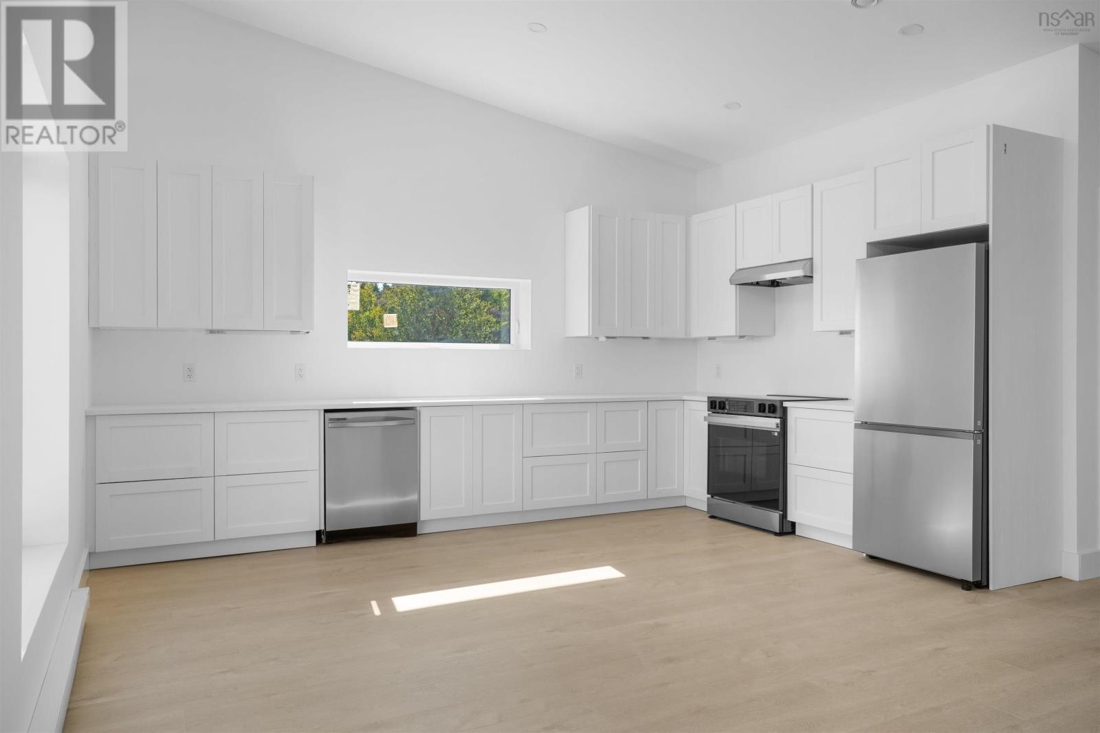 Property 13 of 39 of 659 West Liscomb Point Road