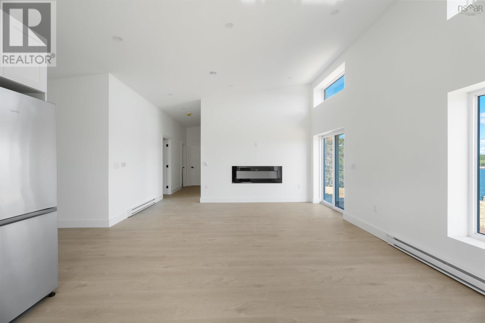 Property 18 of 39 of 659 West Liscomb Point Road