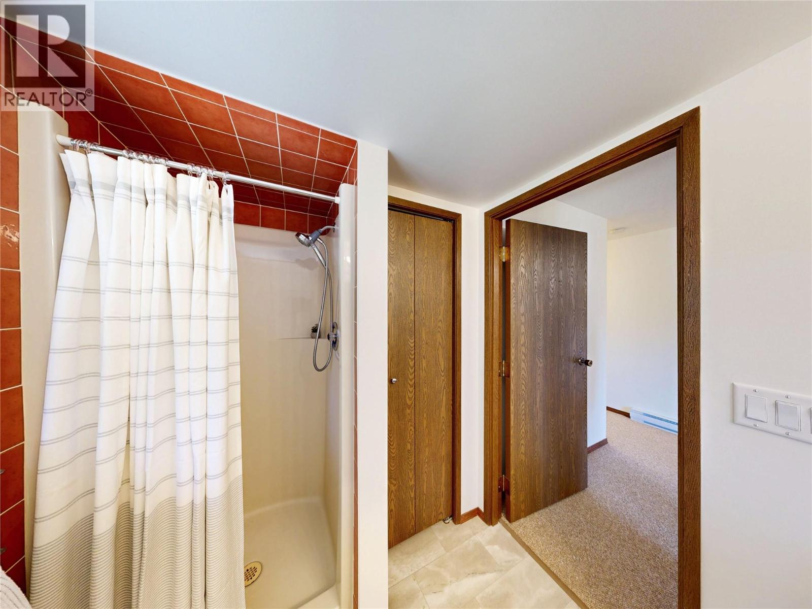 2631 GRAND VIEW PLACE - 53