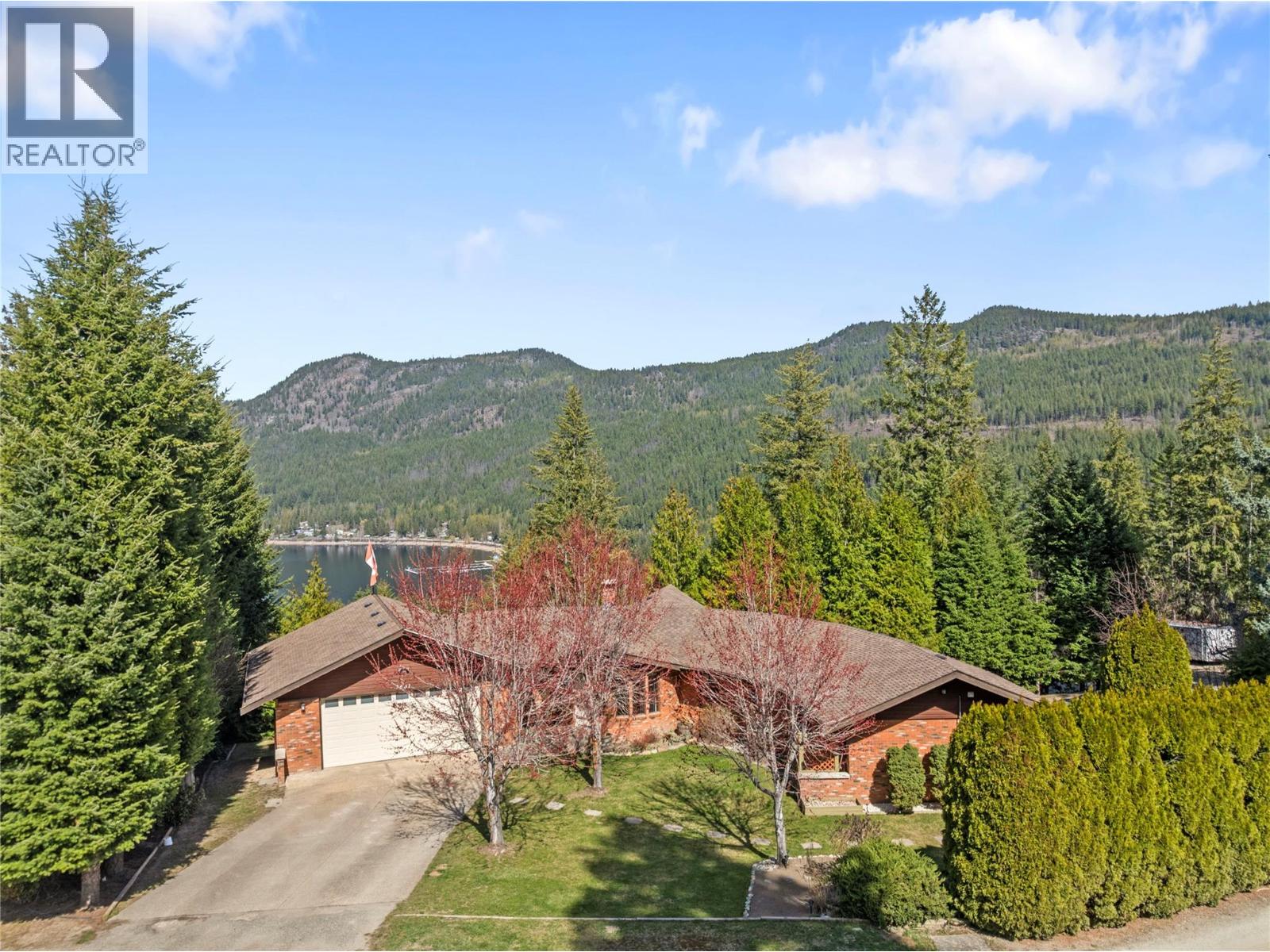 2631 GRAND VIEW PLACE - Image 2