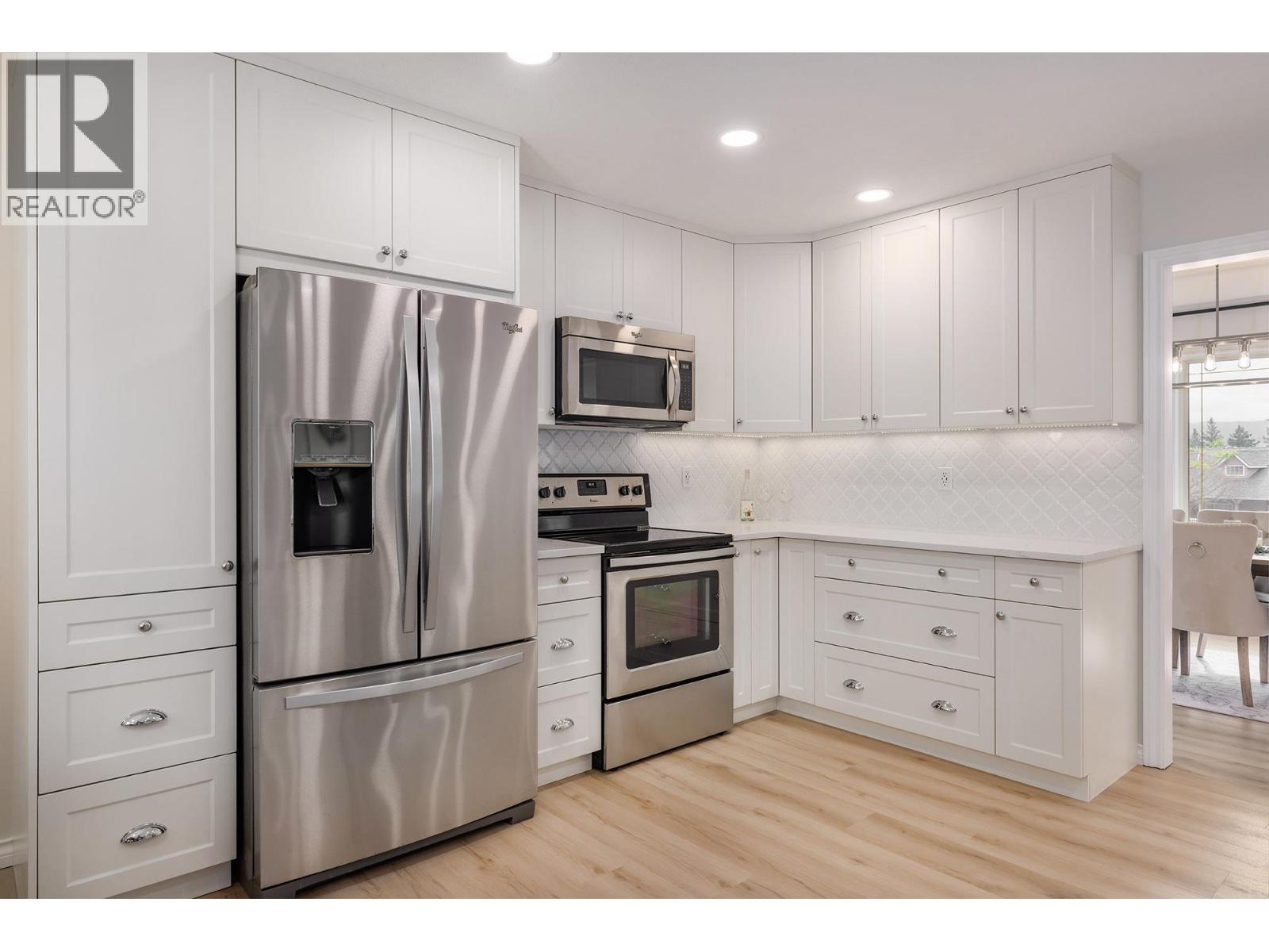  2321 Lillooet Crescent, Kelowna