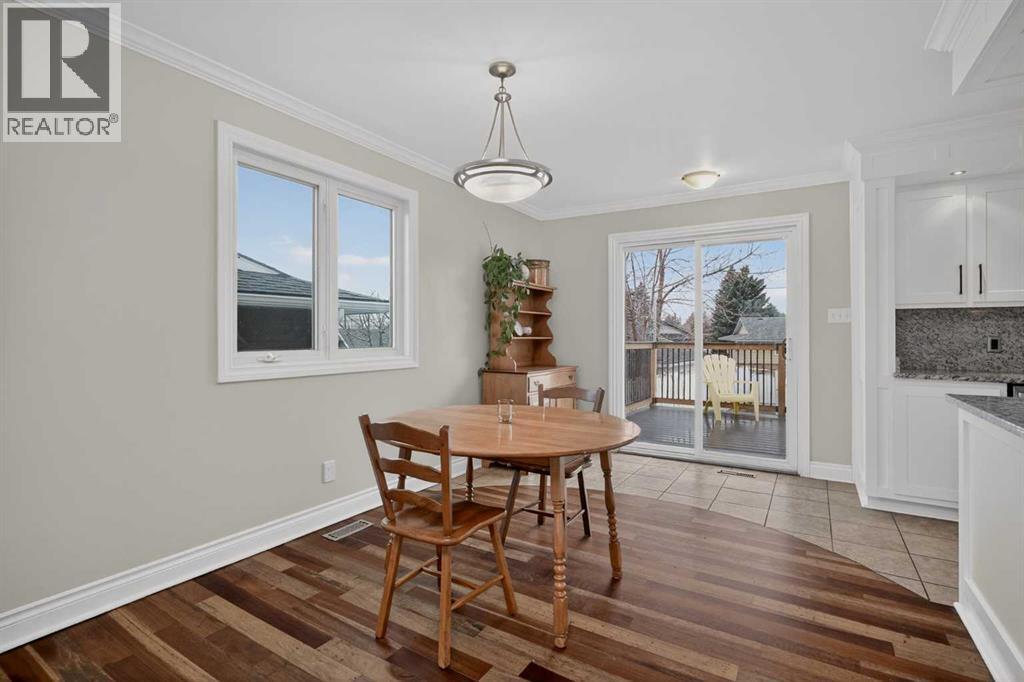 Single Family House Bi-level for Sale in  Doverview Drive SE Dover Calgary 