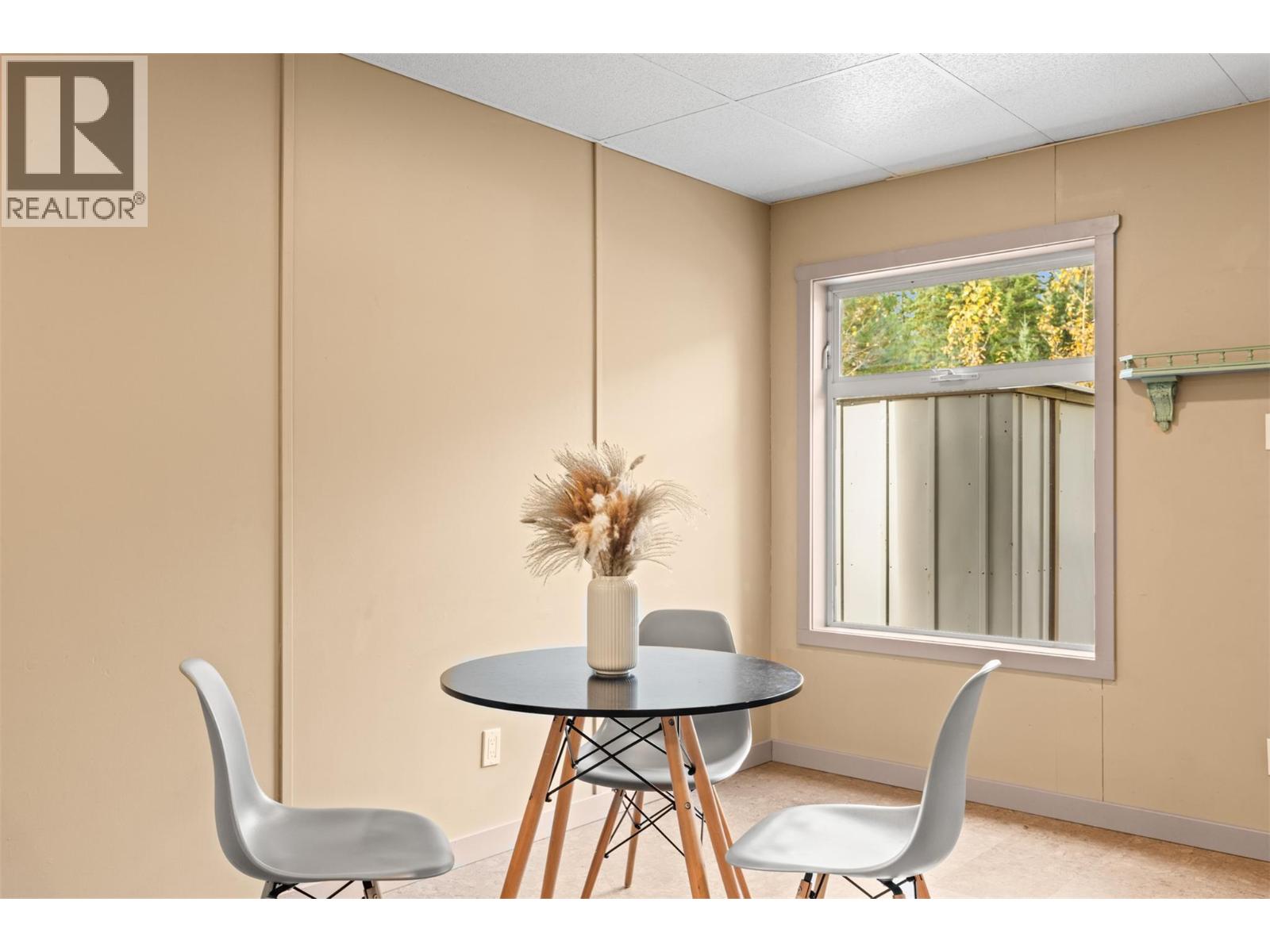 #11 959 ENDERBY MABEL LAKE ROAD - 11