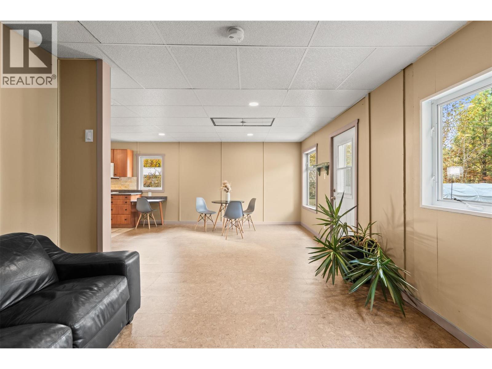 #11 959 ENDERBY MABEL LAKE ROAD - 14