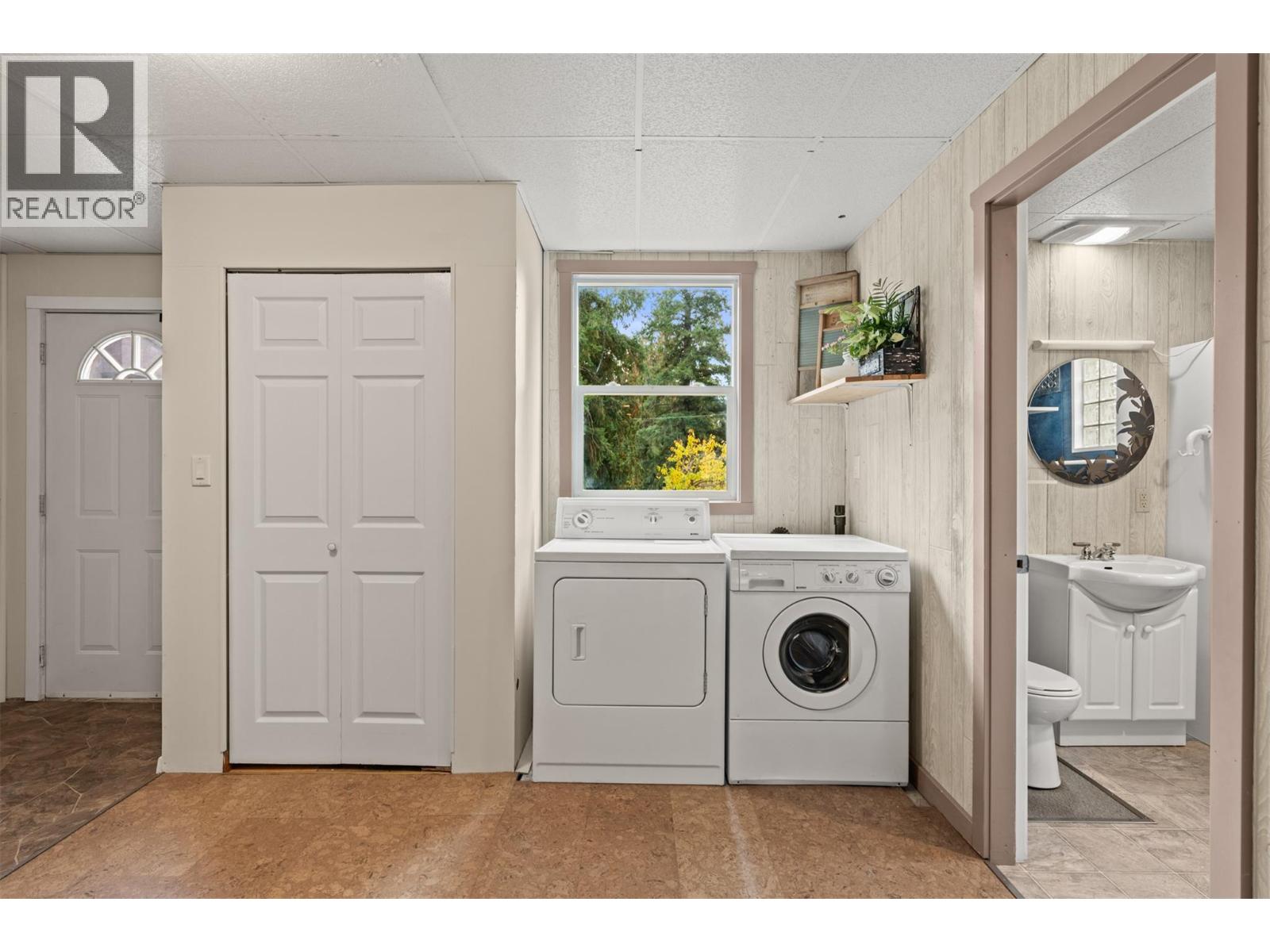 #11 959 ENDERBY MABEL LAKE ROAD - 21