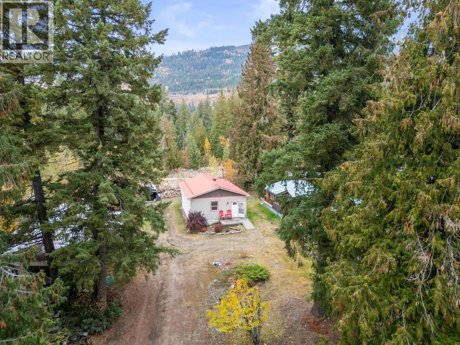 #11 959 ENDERBY MABEL LAKE ROAD - 47