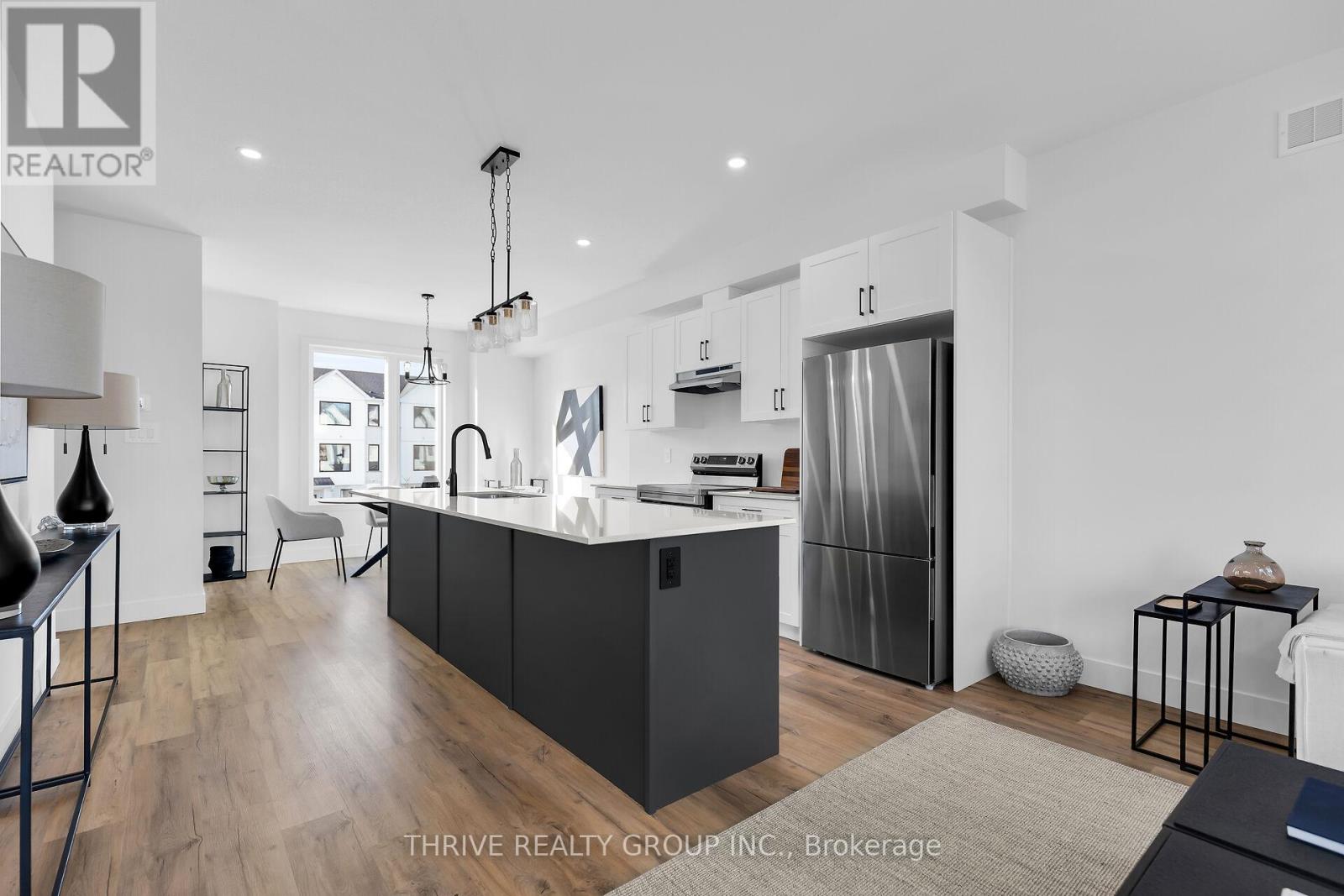 74 - 1595 CAPRI CRESCENT — photo 10