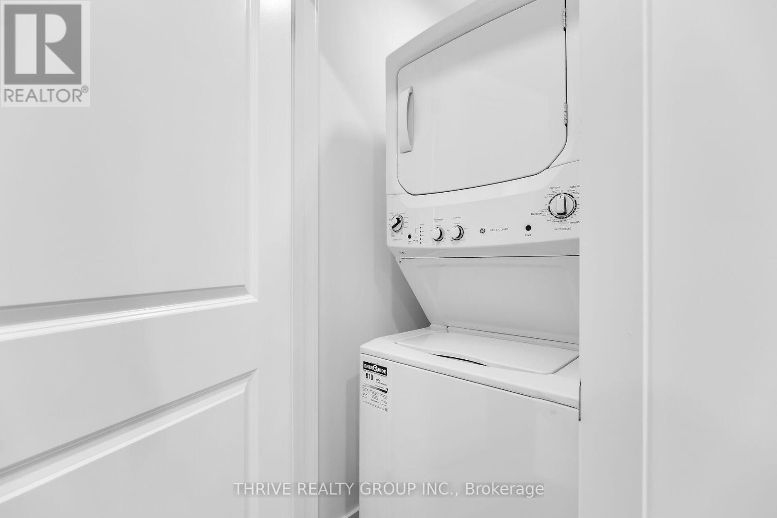 74 - 1595 CAPRI CRESCENT — photo 21
