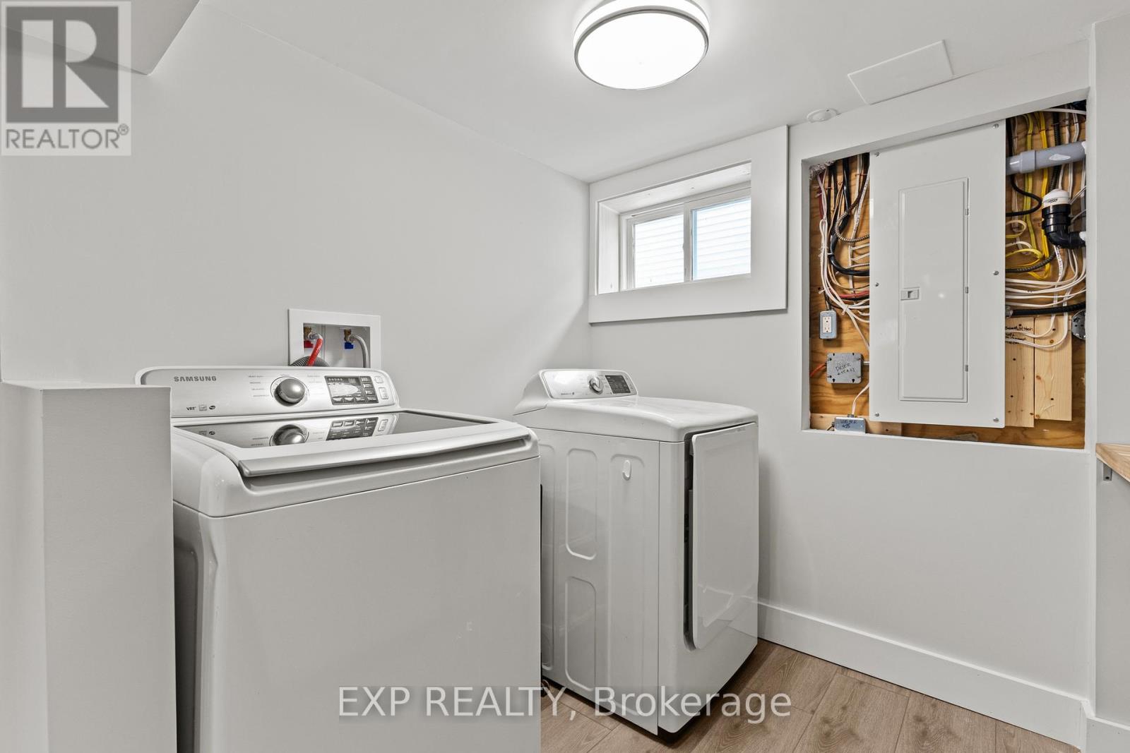 14 DUNLOP DRIVE - 29