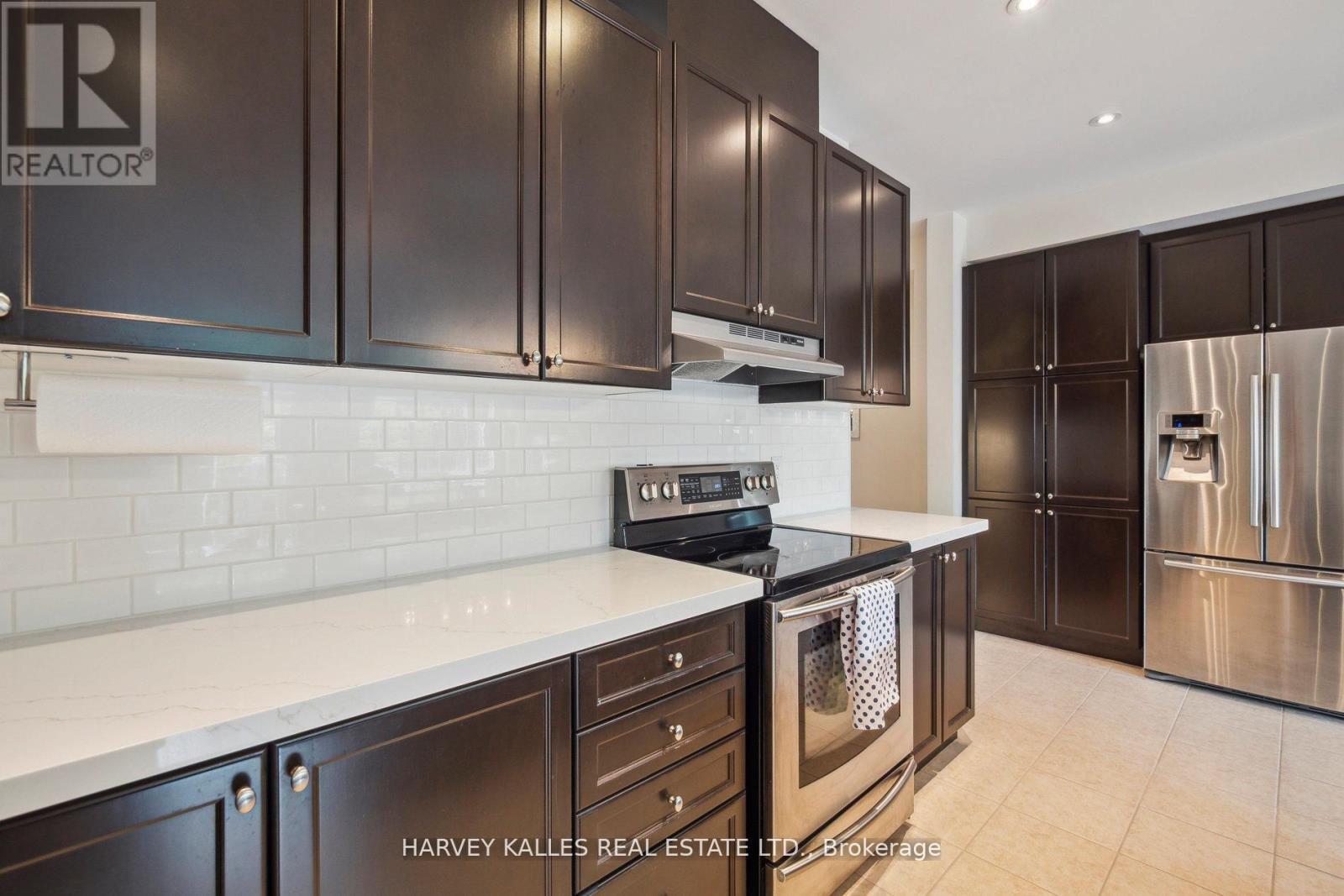 45 - 8777 DUFFERIN STREET — photo 15