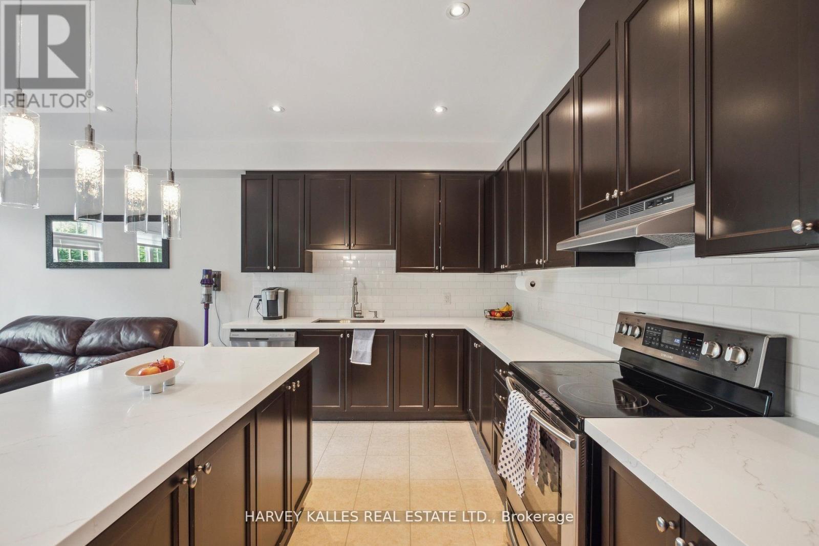 45 - 8777 DUFFERIN STREET — photo 17