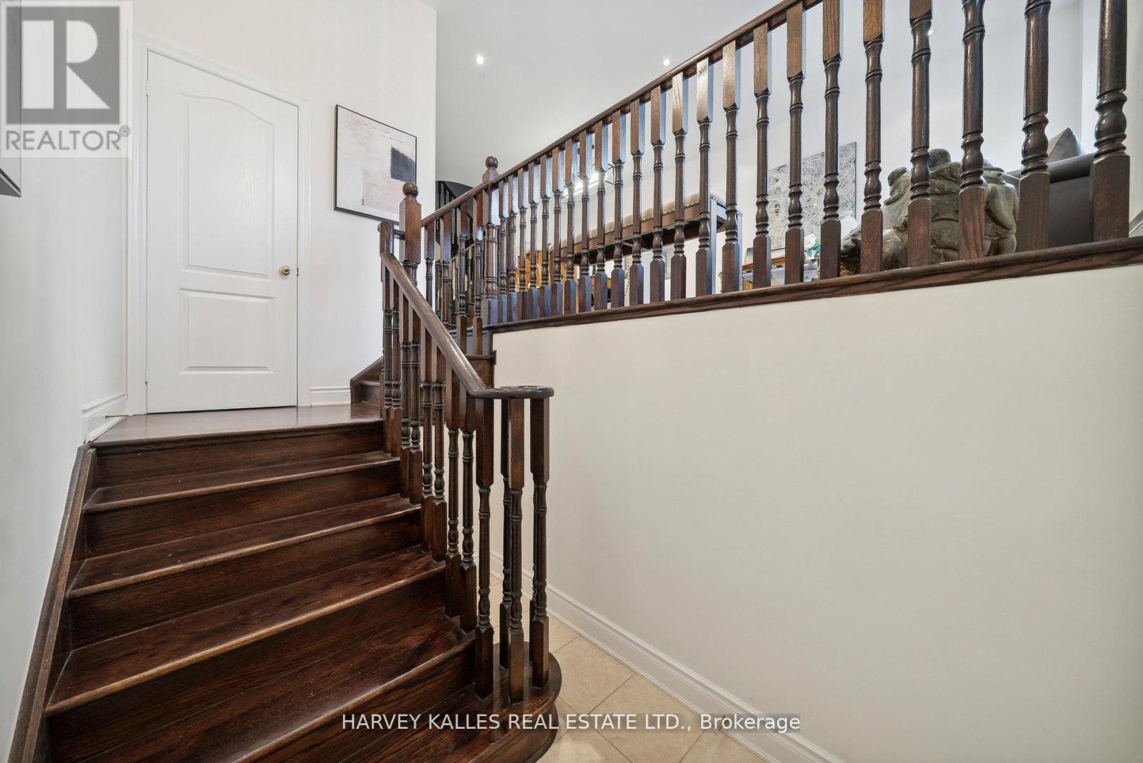 45 - 8777 DUFFERIN STREET — photo 3