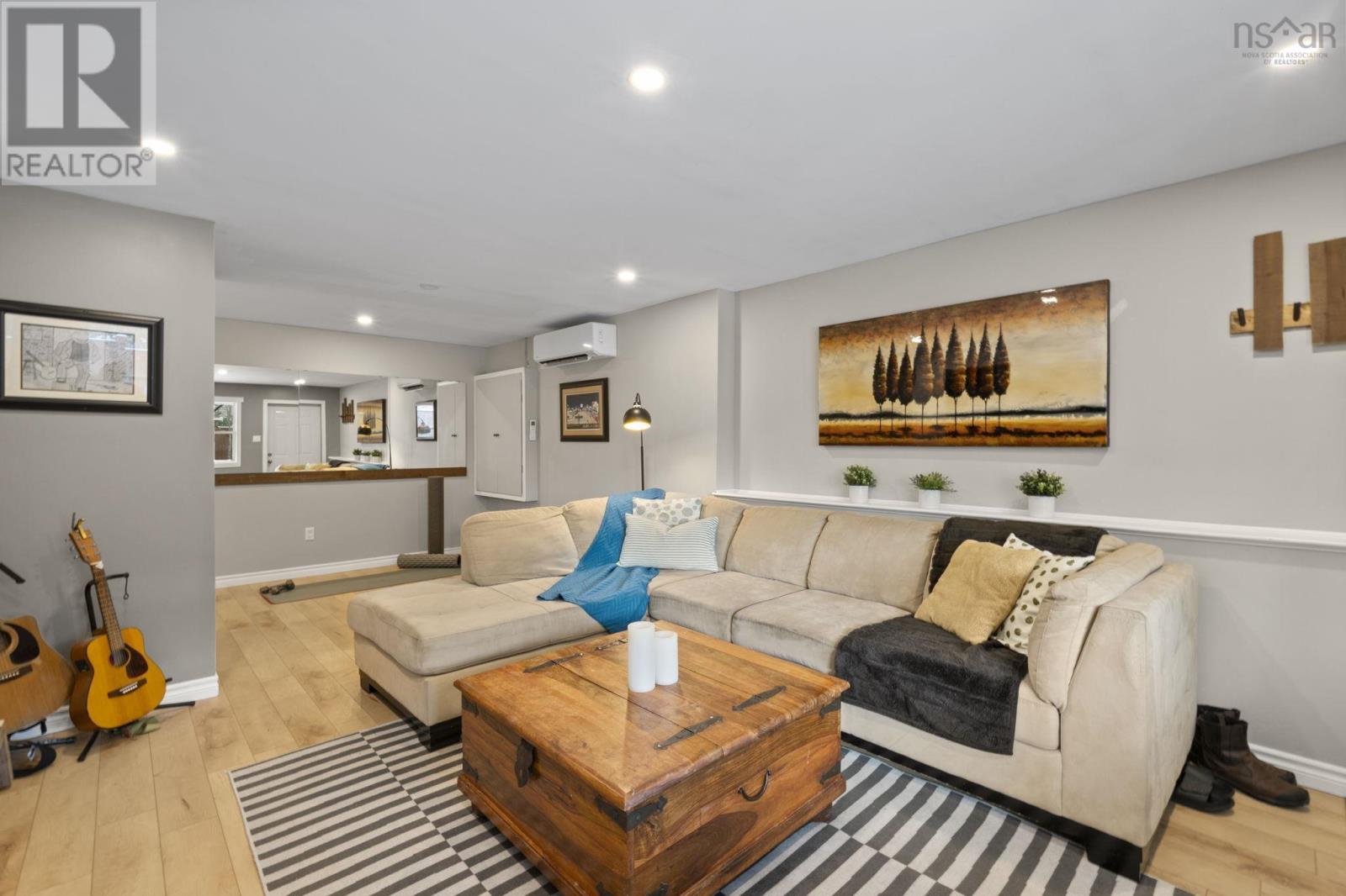 Property 33 of 50 of 833 Basinview Drive