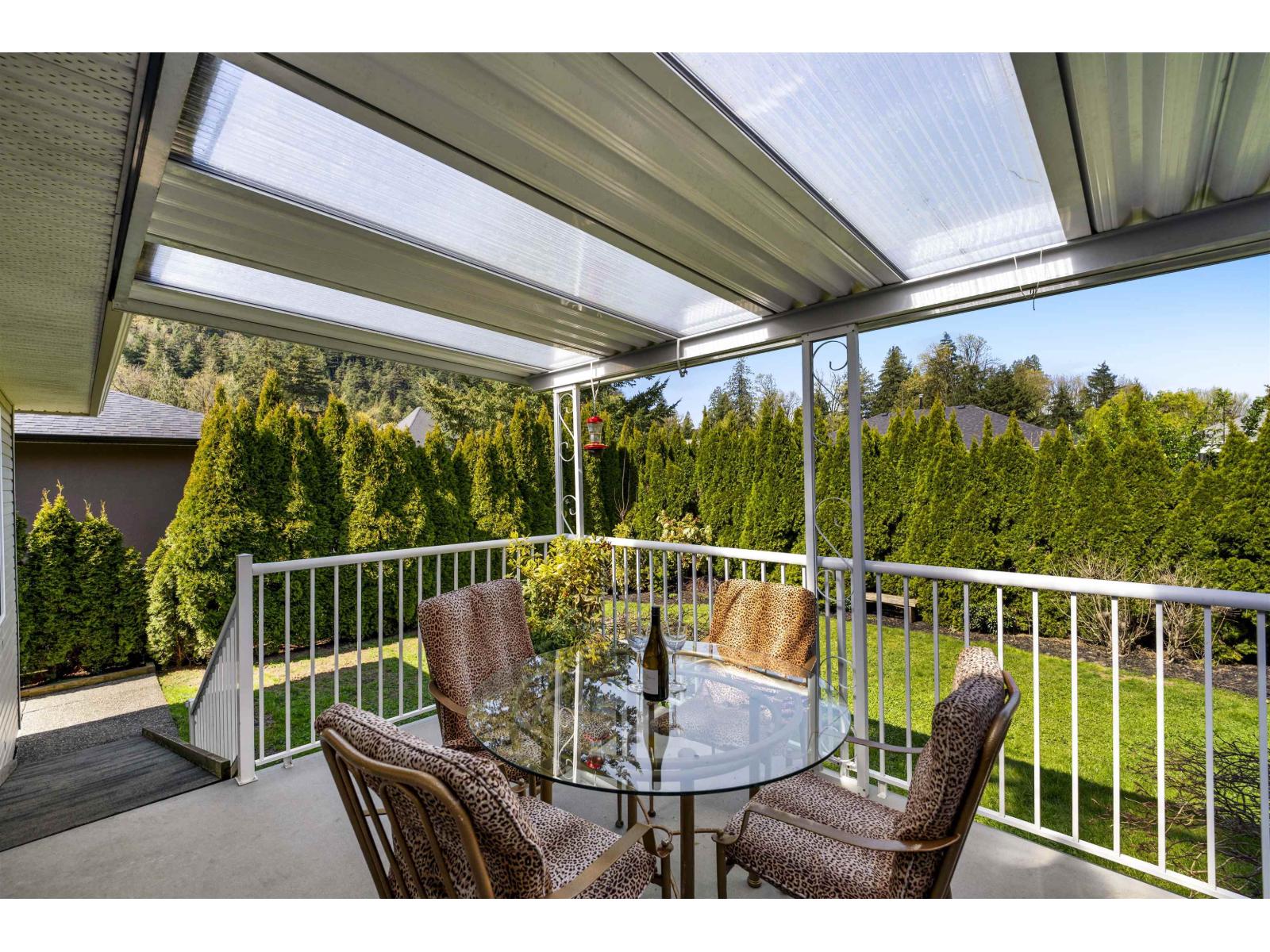 321 CHESTNUT AVENUE, Harrison Hot Springs, Harrison Hot Springs