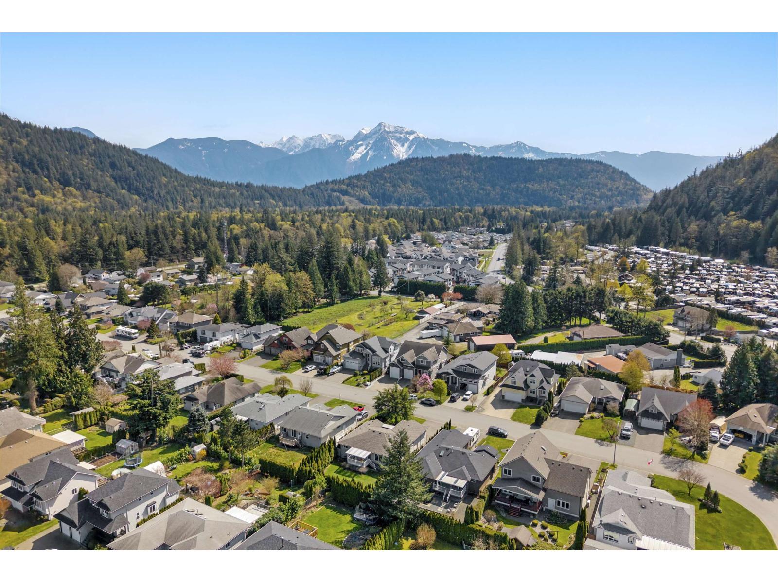 321 CHESTNUT AVENUE, Harrison Hot Springs, Harrison Hot Springs