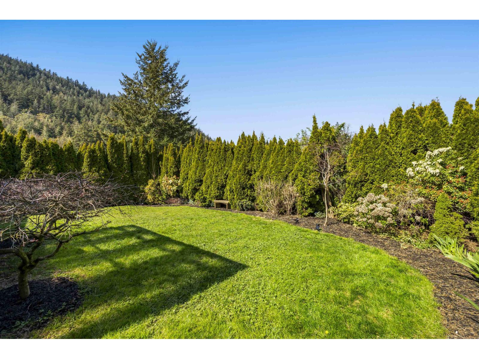 321 CHESTNUT AVENUE, Harrison Hot Springs, Harrison Hot Springs