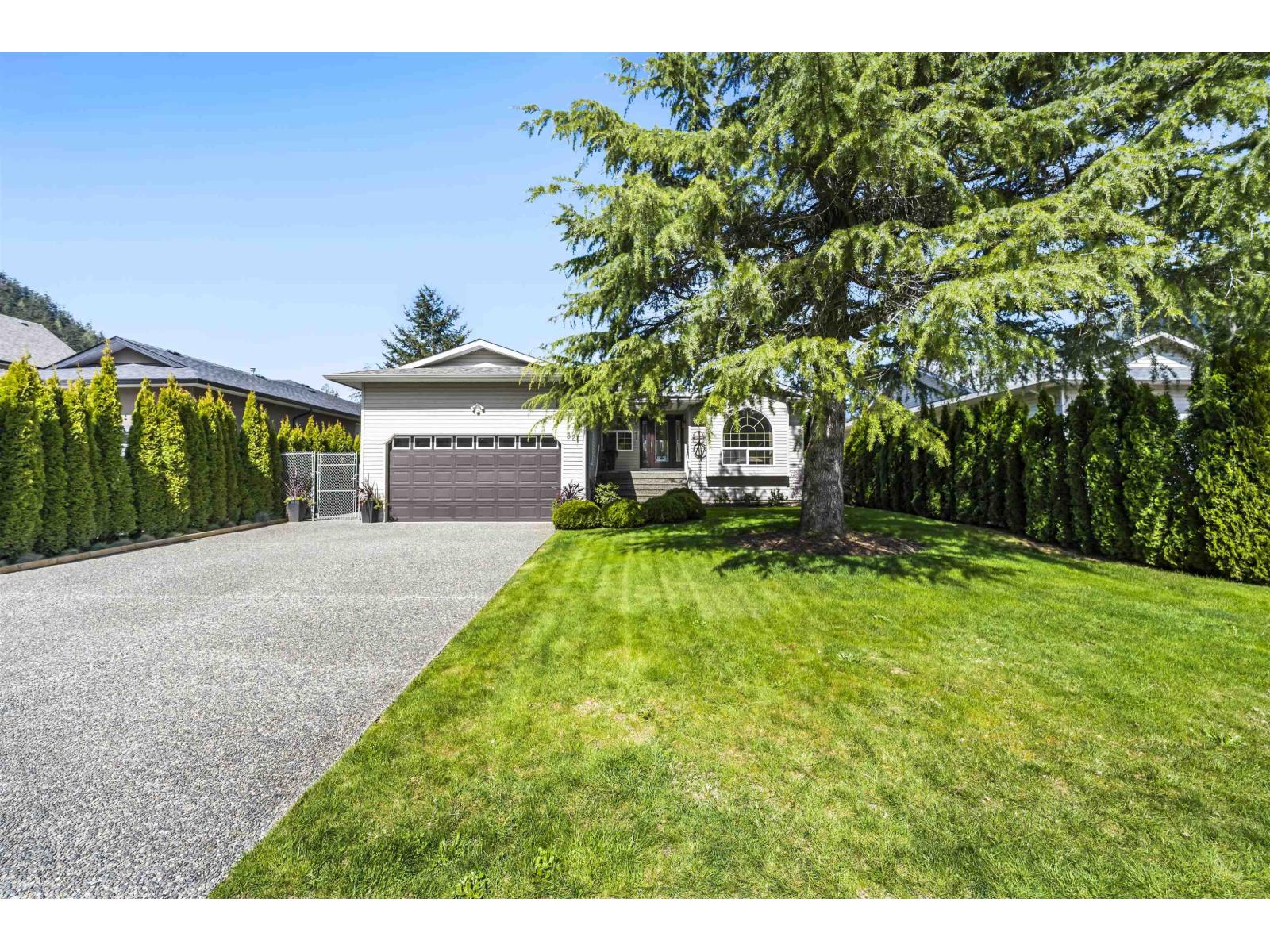 321 CHESTNUT AVENUE, Harrison Hot Springs, Harrison Hot Springs