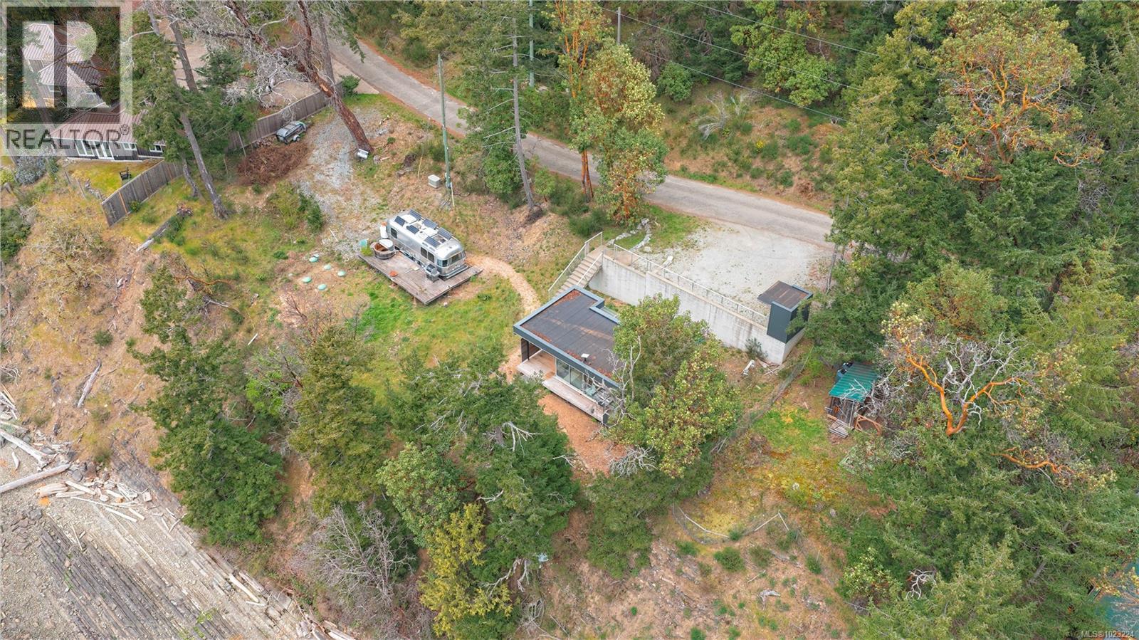 240 Old Scott Rd — photo 5