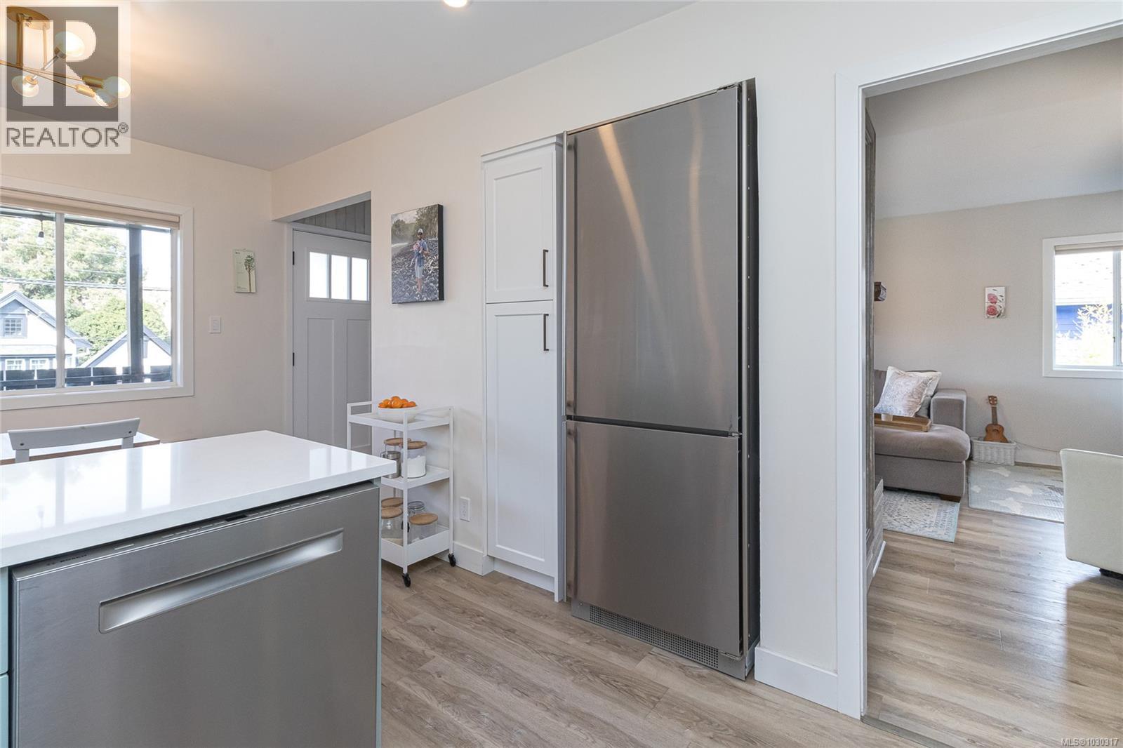  815 Hereward Road, Victoria