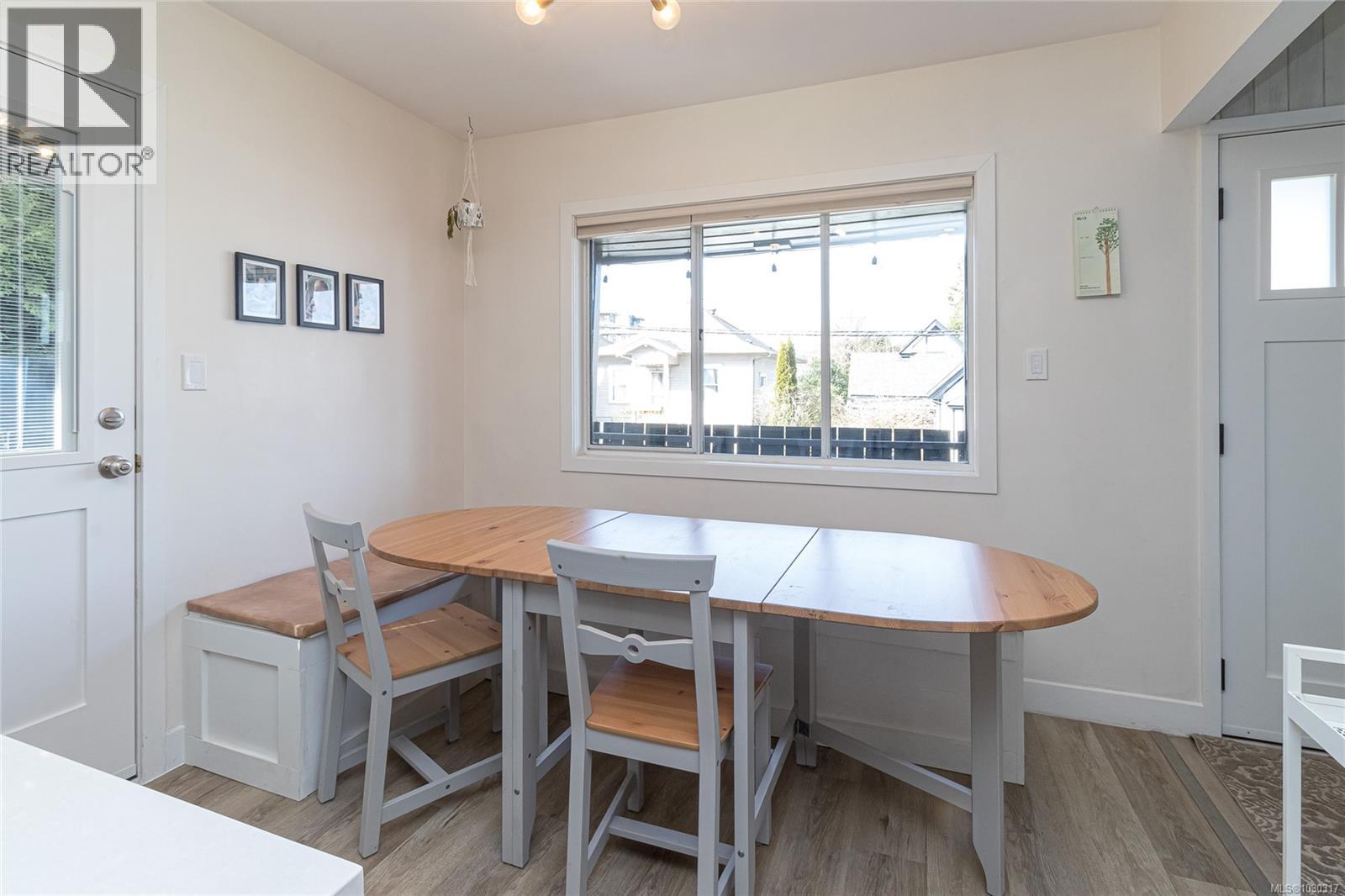  815 Hereward Road, Victoria