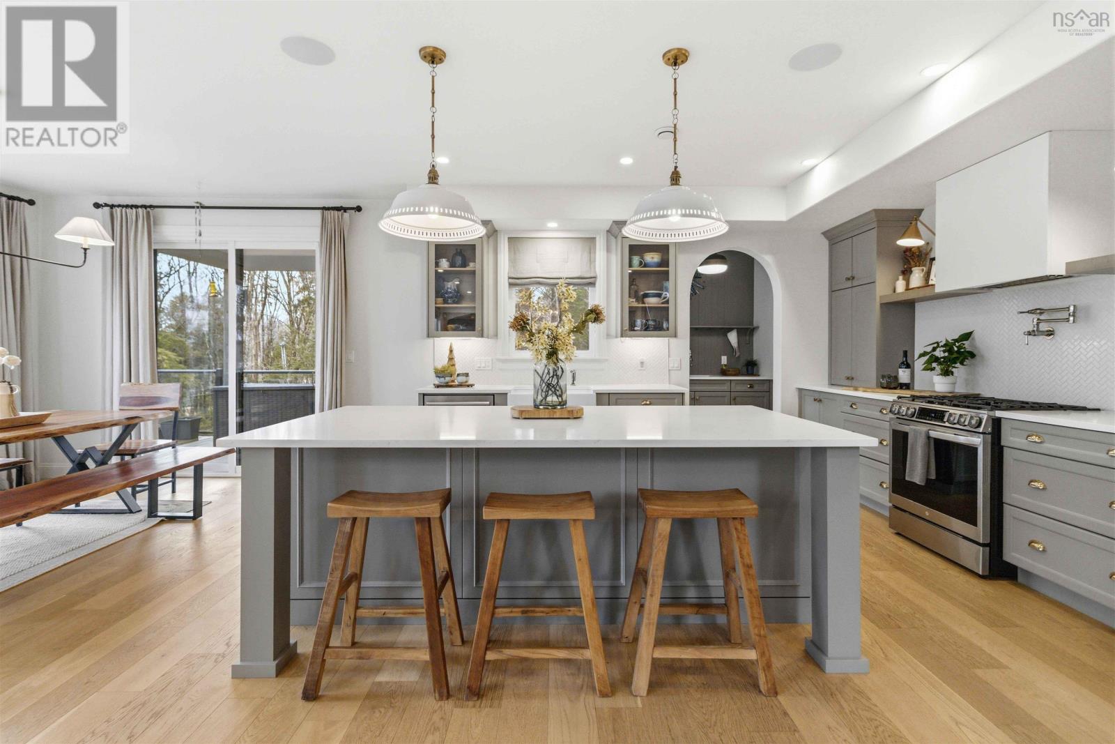 Property 16 of 50 of 410 Heddas Way