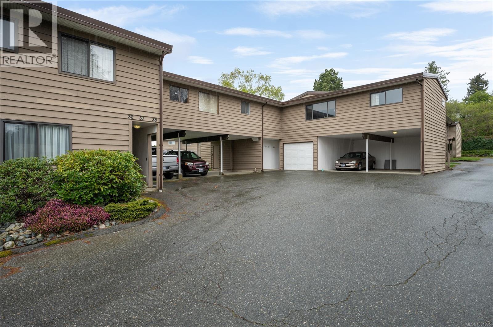 #41 25 PRYDE AVE - 22