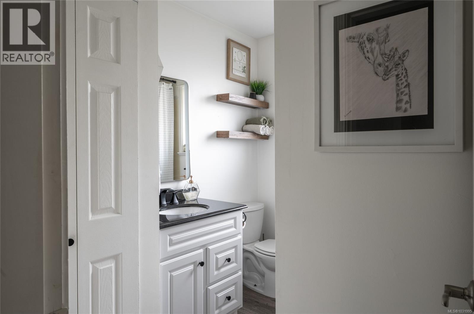 #41 25 PRYDE AVE - 12