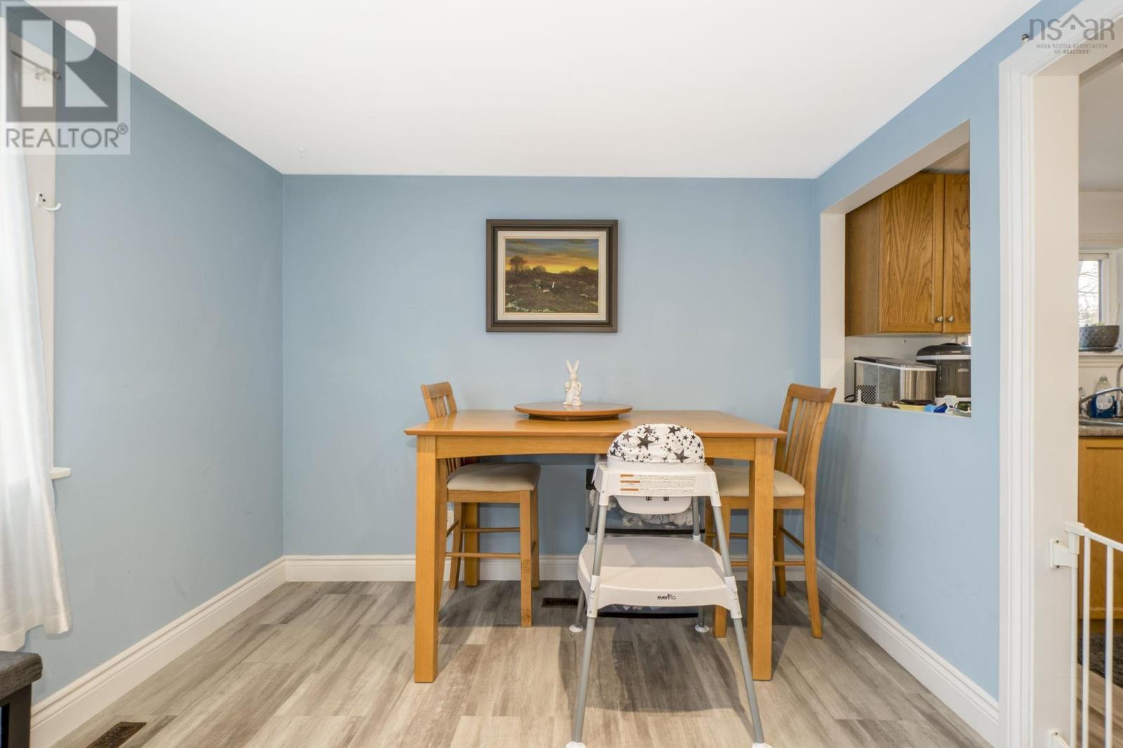 Property 7 of 13 of 9 Barclay Avenue