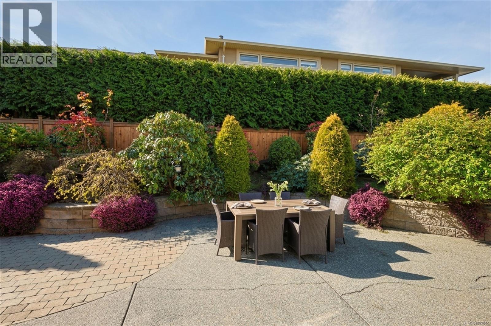 6455 GROVELAND DR - 8