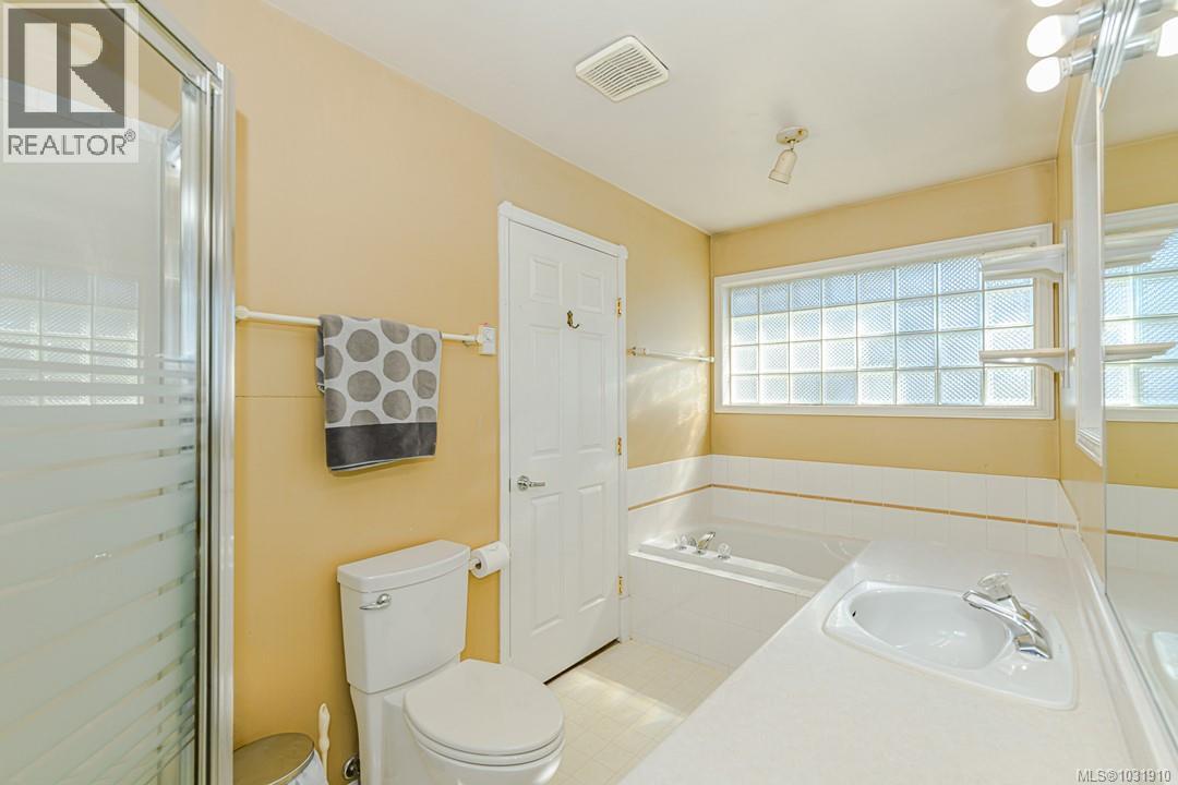 #1 300 Six Mile Rd - 20